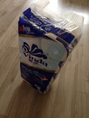 維達(dá)藍(lán)色經(jīng)典140g卷紙 實(shí)惠好用的日常選擇